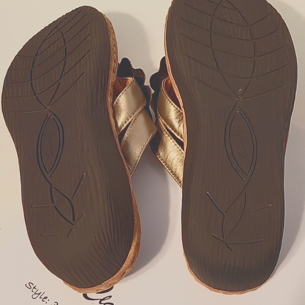 Clarks artisan Metalic Sandals - Picture 4 of 4